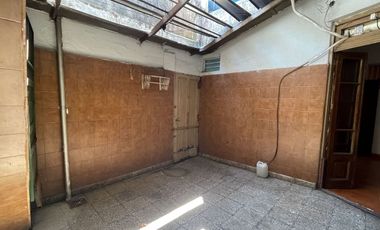 PH al frente con patio y terraza en Ramos Mejía