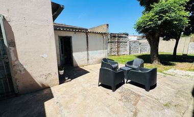 VENTA CASA APTA CREDITO F. VARELA CENTRO