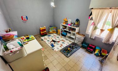VENTA CASA APTA CREDITO F. VARELA CENTRO
