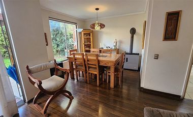 Casa en Venta en Consistorial con Antupiren