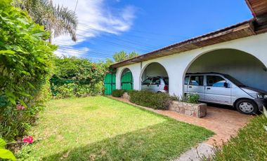 CASA EN VENTA RINGUELET 2 DORMITORIOS Y PILETA