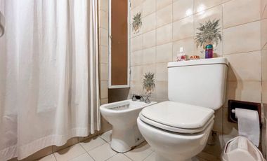 CASA EN VENTA RINGUELET 2 DORMITORIOS Y PILETA