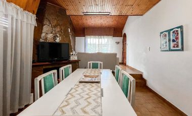 CASA EN VENTA RINGUELET 2 DORMITORIOS Y PILETA