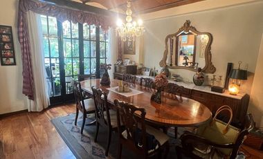 VENTA CASA 6 AMBIENTES CON PICINA VICENTE LOPEZ