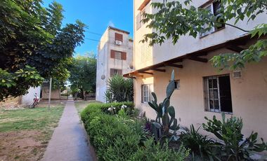 VENTA DPTO 4 AMB. BARRIO CGT BERAZATEGUI