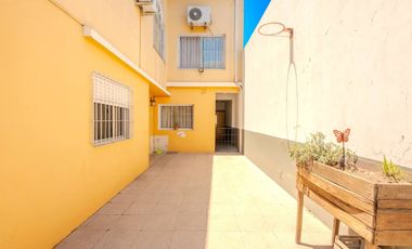 VENTA CASA TIPO PH 7 AMB APTO CREDITO  BALLESTER