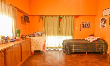 VENTA CASA TIPO PH 7 AMB APTO CREDITO  BALLESTER