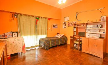 VENTA CASA TIPO PH 7 AMB APTO CREDITO  BALLESTER