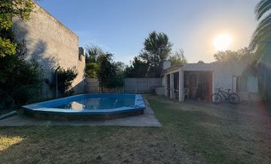 CASA QUINTA EN VENTA EN PEHUAJÓ CON PILETA