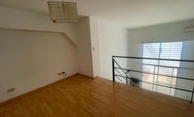 VENTA PH PB TIPO LOFT 2 AMBIENTES Y PATIO EN BOEDO
