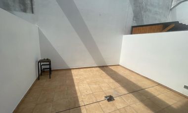 VENTA PH PB TIPO LOFT 2 AMBIENTES Y PATIO EN BOEDO