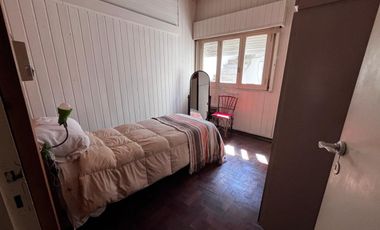 SE VENDE IMPORTANTE CASA EN CENTRO 2