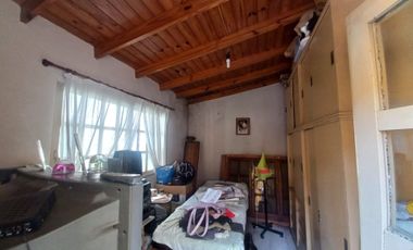 VENTA CASA CON 2 LOCALES + TERRAZA R. MEJÍA SUR