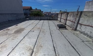 VENTA CASA CON 2 LOCALES + TERRAZA R. MEJÍA SUR