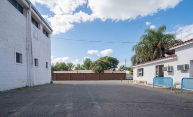 ALQUILA GRAN GALPON 3.500 m2 CON TERRENO 30.000 m2