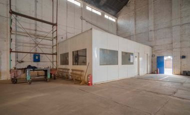 ALQUILA GRAN GALPON 3.500 m2 CON TERRENO 30.000 m2