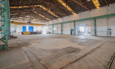 ALQUILA GRAN GALPON 3.500 m2 CON TERRENO 30.000 m2