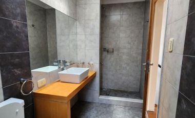 Duplex en alquiler en Lanus Oeste