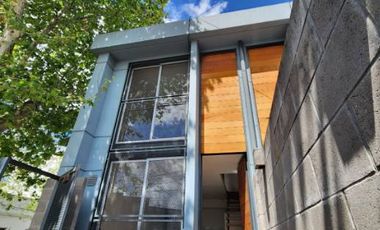 Duplex en alquiler en Lanus Oeste