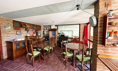 CASA 5 AMB EN VENTA DON BOSCO COCH.PISCINA.QUINCHO