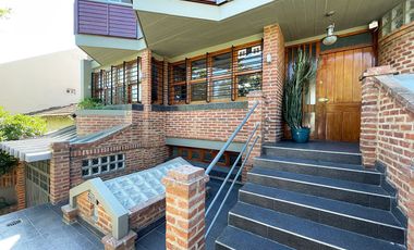 CASA 5 AMB EN VENTA DON BOSCO COCH.PISCINA.QUINCHO