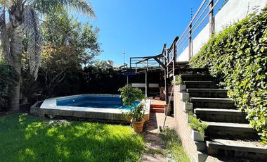 CASA 5 AMB EN VENTA DON BOSCO COCH.PISCINA.QUINCHO