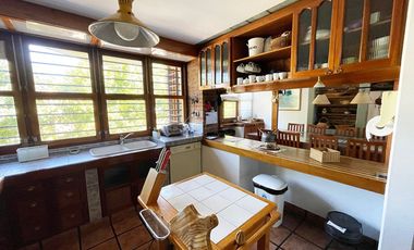 CASA 5 AMB EN VENTA DON BOSCO COCH.PISCINA.QUINCHO