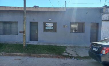 Departamento Tipo Casa en alquiler en Ezpeleta Este