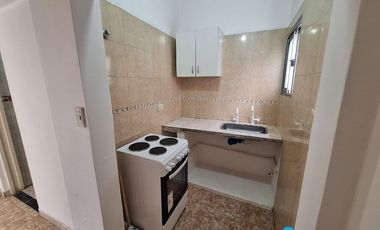 Departamento Tipo Casa en alquiler en Ezpeleta Este