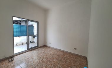 Departamento Tipo Casa en alquiler en Ezpeleta Este