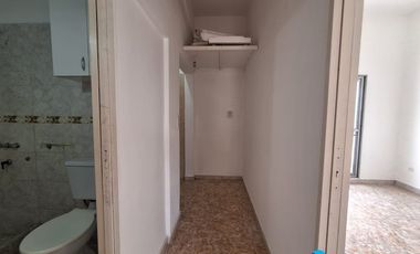 Departamento Tipo Casa en alquiler en Ezpeleta Este