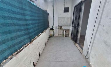 Departamento Tipo Casa en alquiler en Ezpeleta Este