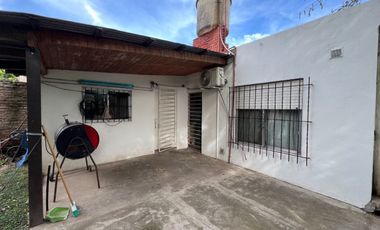 CASA EN VENTA LONGCHAMPS 3 AMBIENTES APTO CREDITO