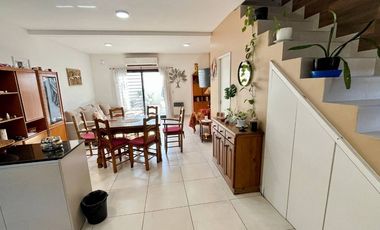 VENTA PH 3 AMBIENTES MONTE GRANDE