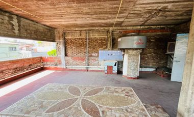 VENTA CASA 5 AMBIENTES DOS FAMILIAS TERRAZA LANUS