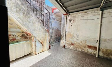 VENTA CASA 5 AMBIENTES DOS FAMILIAS TERRAZA LANUS