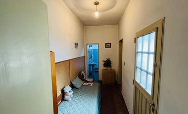 VENTA CASA 5 AMBIENTES DOS FAMILIAS TERRAZA LANUS