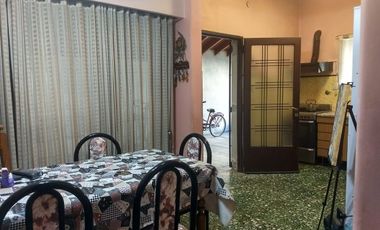 VENTA CASA 3 AMBIENTES - RAMOS MEJIA