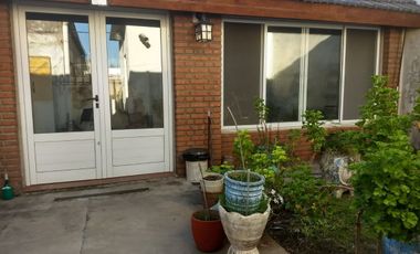 VENTA CASA 3 AMBIENTES - RAMOS MEJIA