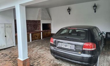 Alquiler casa 4 amb con patio y pileta -Jose C Paz
