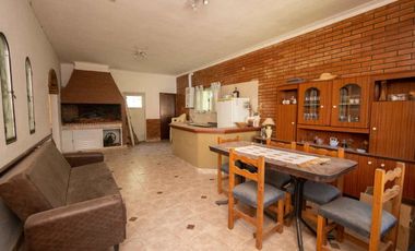 VENTA CASA QUINTA en Sauce viejo J. Newbery