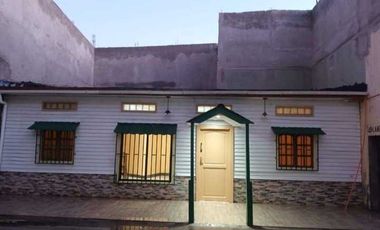 Casa en arriendo en SANTIAGO