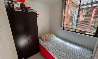 APARTAMENTO EN VENTA EN EL POBLADO SECTOR TRANSV SUPERIOR CON LA 10