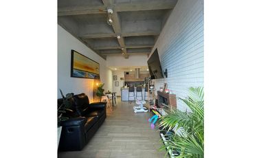 VENTA DE HERMOSO APARTAMENTO EN CIUDAD DEL RIO EXCELENTE UBICACION