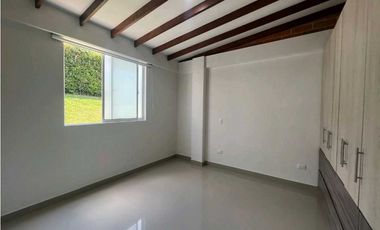 VENDO O ARRIENDO CASA CAMPESTRE EN CERRITOS, VIA LA VIRGINIA.