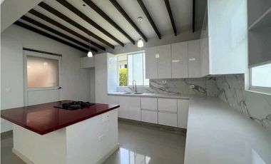 VENDO O ARRIENDO CASA CAMPESTRE EN CERRITOS, VIA LA VIRGINIA.