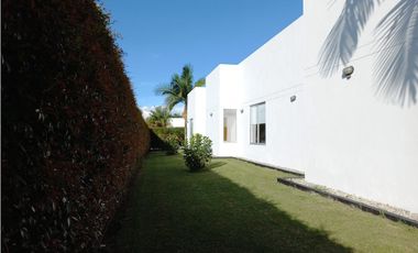 Casa  en renta en Llano Grande  , Parcelación Prado Verde
