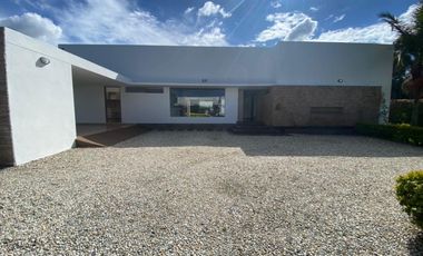 Casa  en renta en Llano Grande  , Parcelación Prado Verde