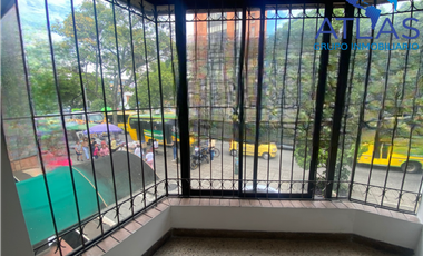 ARRIENDO LOCAL CARRERA 33 COD: 866