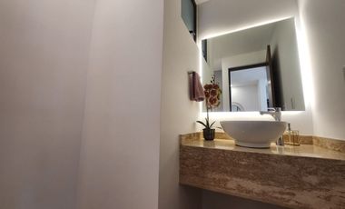 Casa en venta, 3 niveles con terraza,Jurica